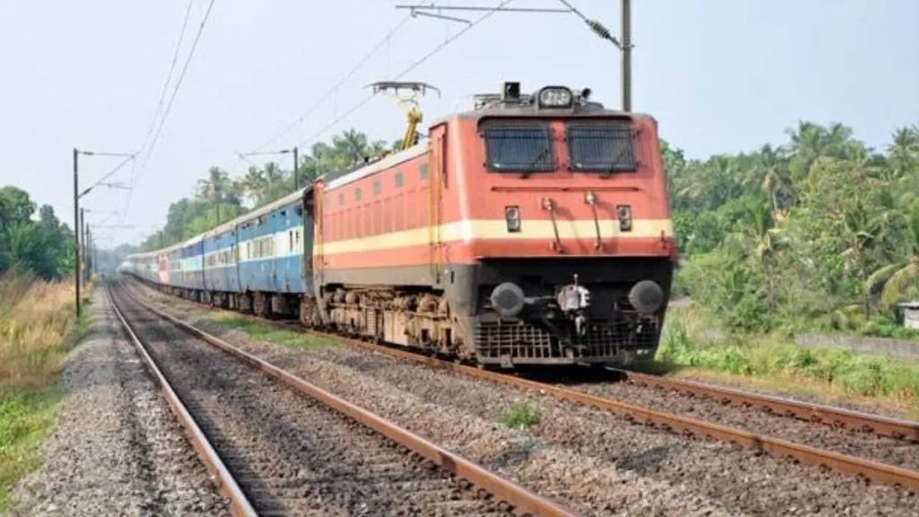 A man's body was found near the railway station..!